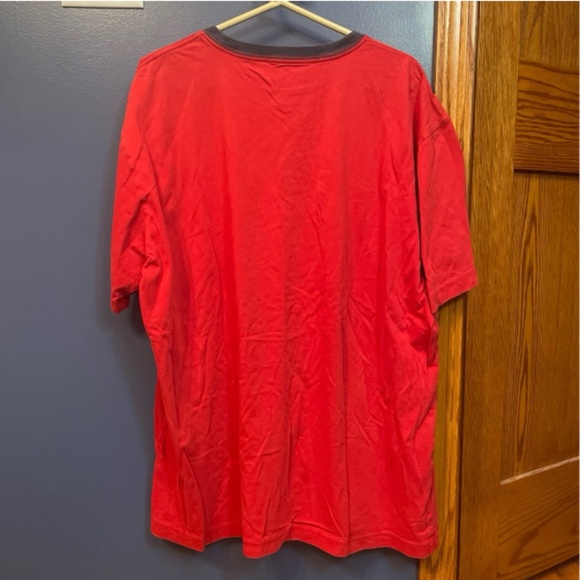 Tommy Hilfiger T-shirt - Picture 2 of 3